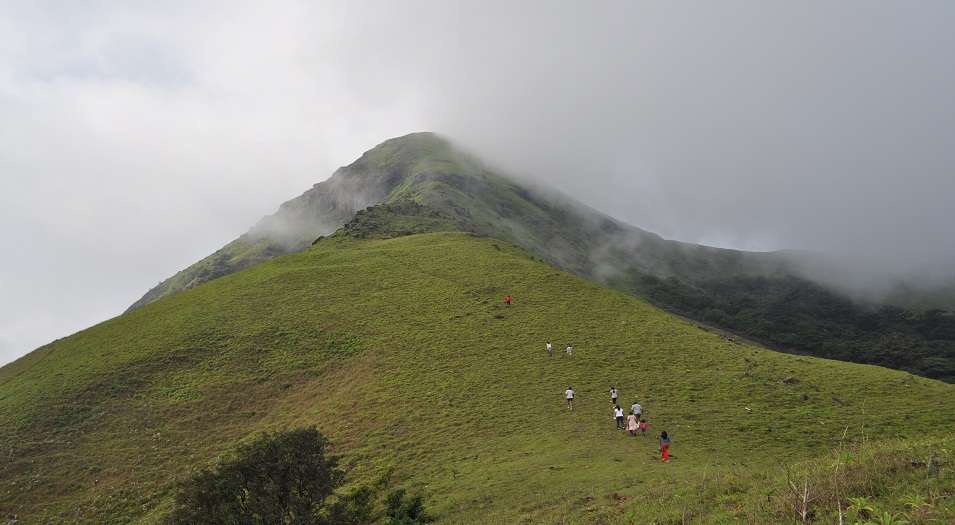 Hike to Agni Gudda Hill
