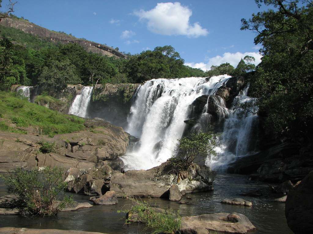 Trekking Expedition to Thoovanam Falls