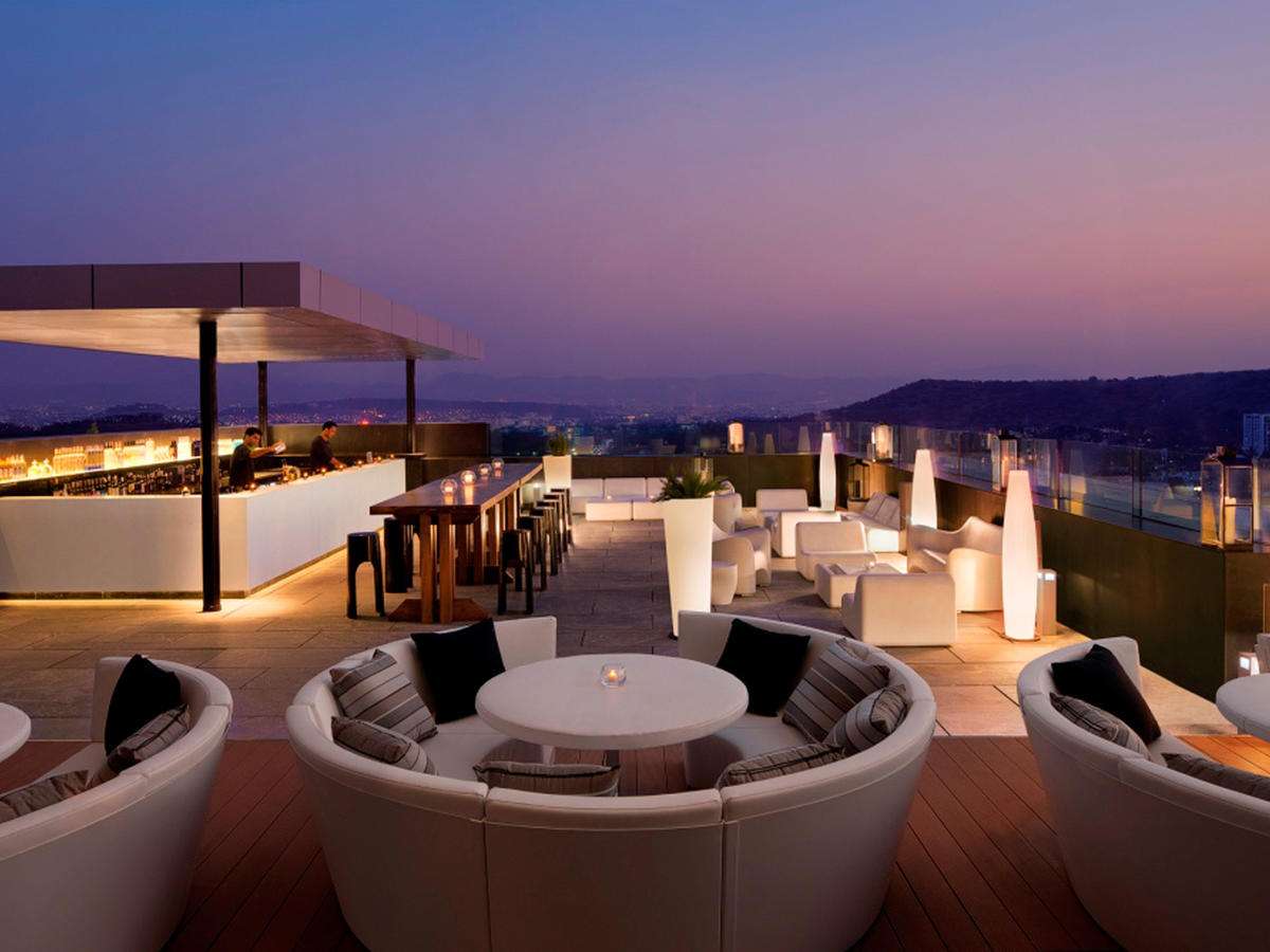 Rooftop Dining at Paasha Restro