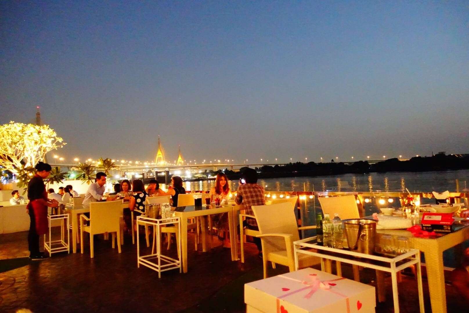 Buri Tara Wine Bar & Restaurant