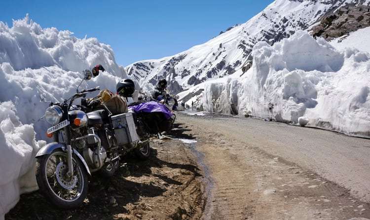 Head to Rohtang Pass