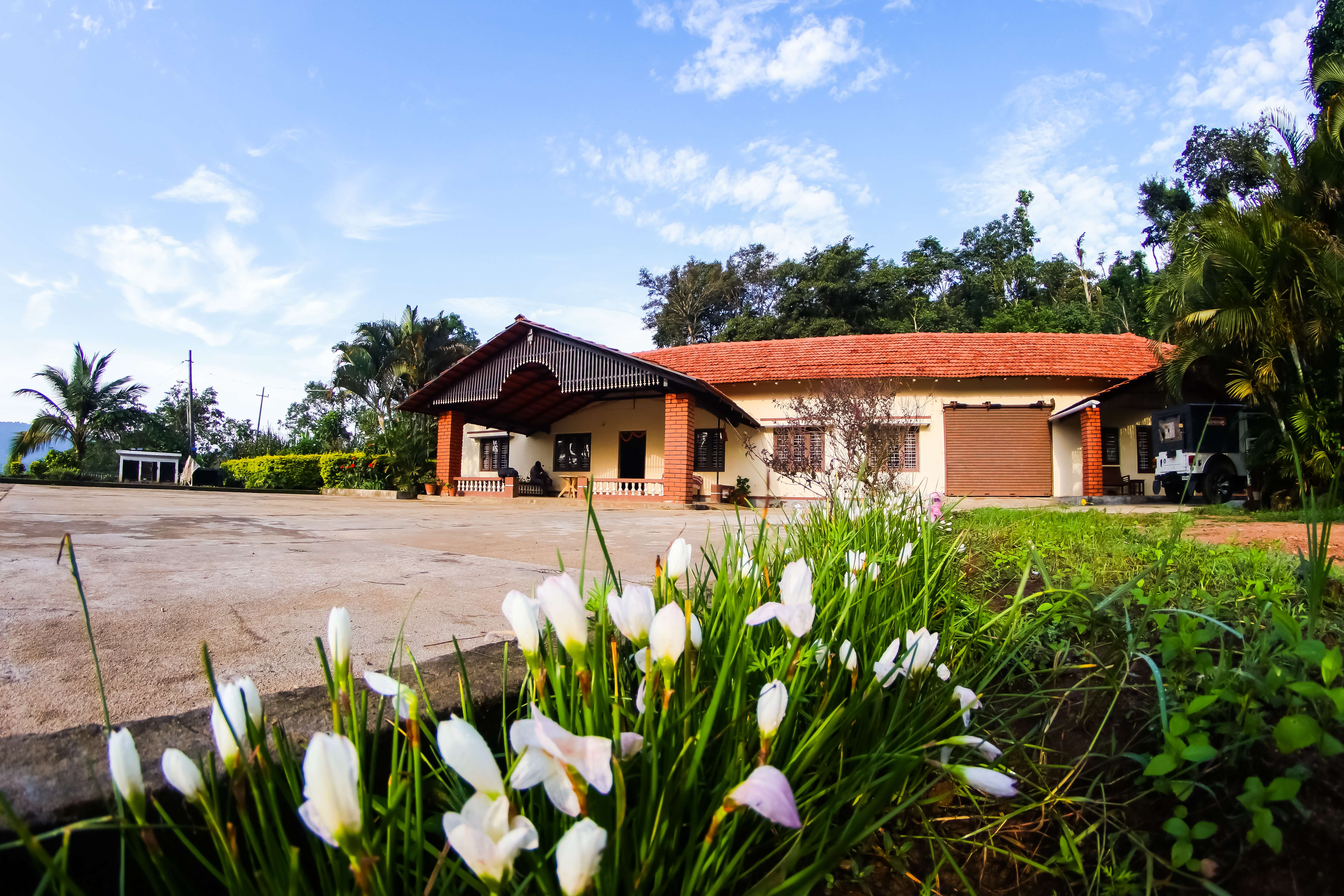 Chikmagalur Hilltop Homestay | Book Online @ Flat 21% off