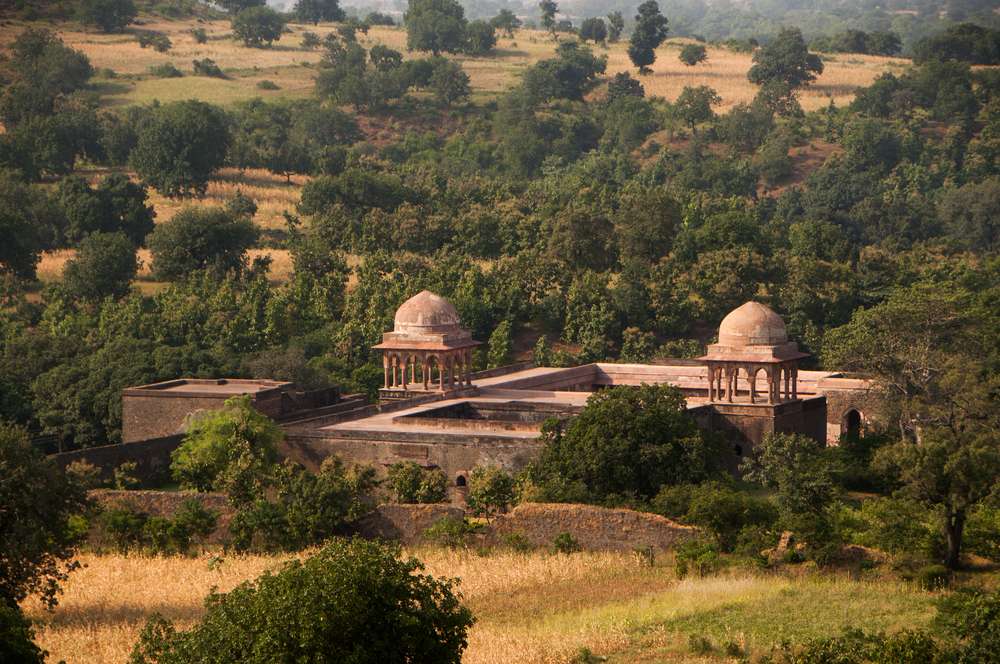 Bahadur Mahal, Mandu
