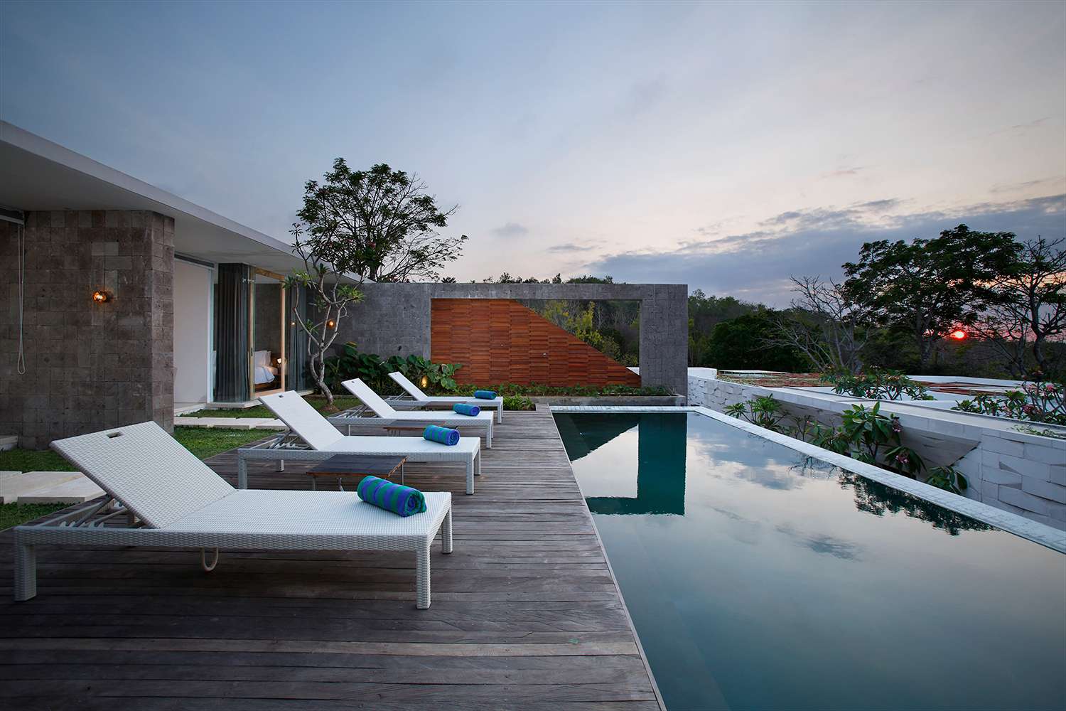 Pool Villa Paradise in Bali: Where The Jungle Meets The Sea