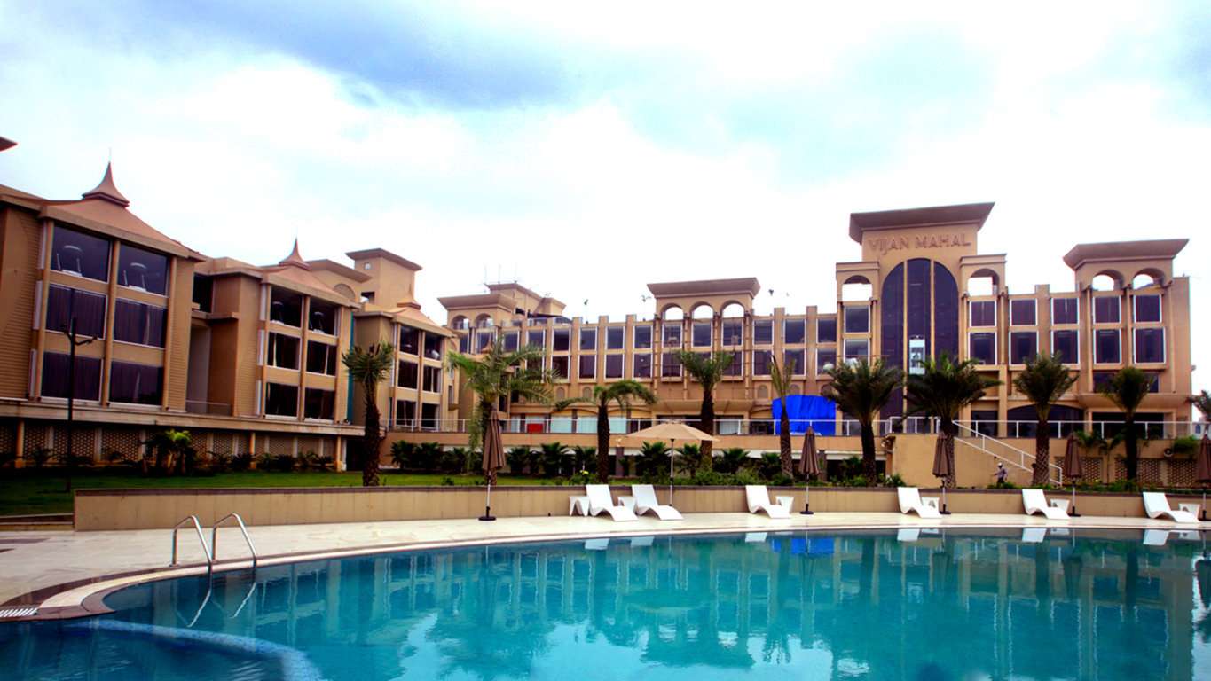 Vijan Mahal Hotel & Spa Resort