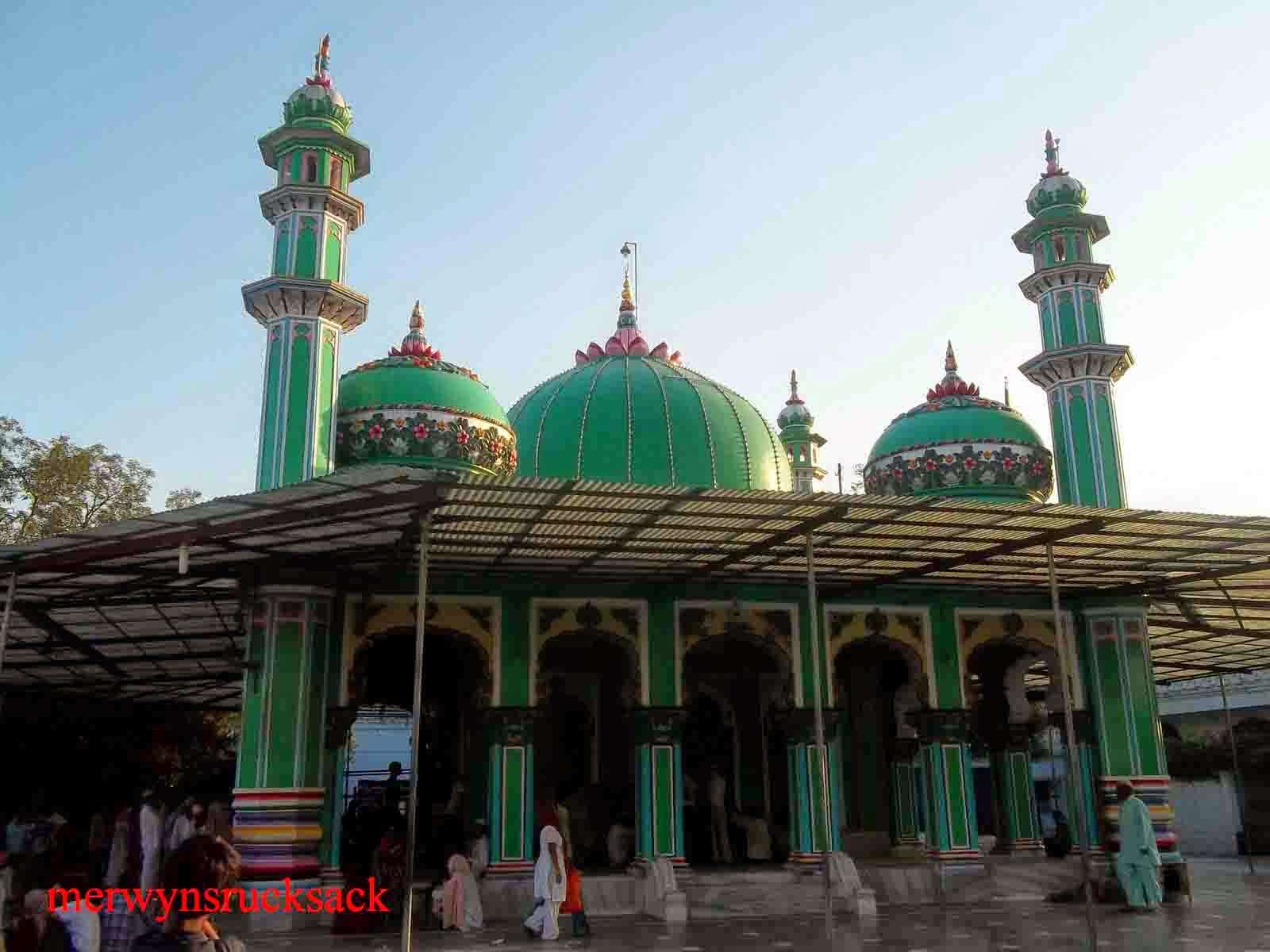 Hussain Tekri Sharif Dargah