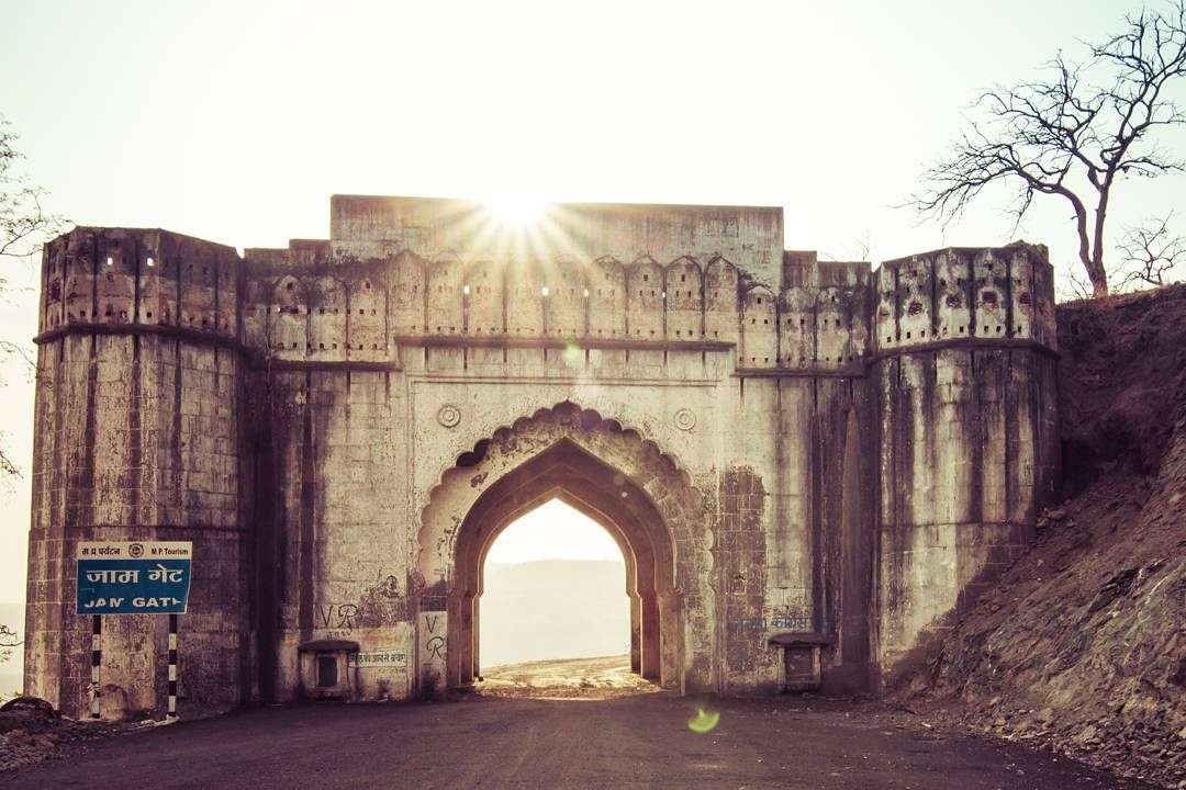 Jam Darwaza