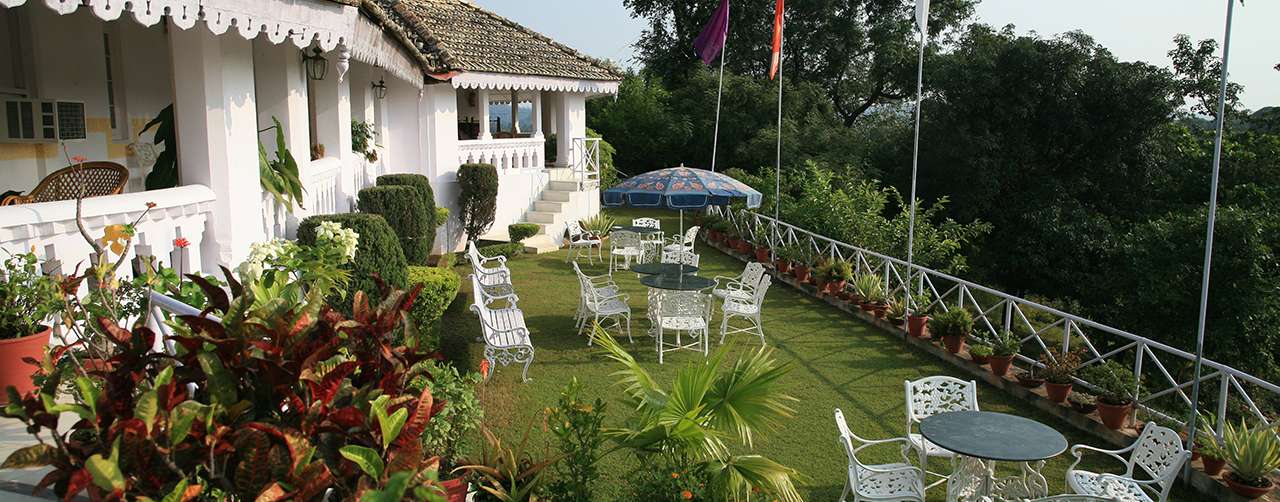 Rock End Manor Resort