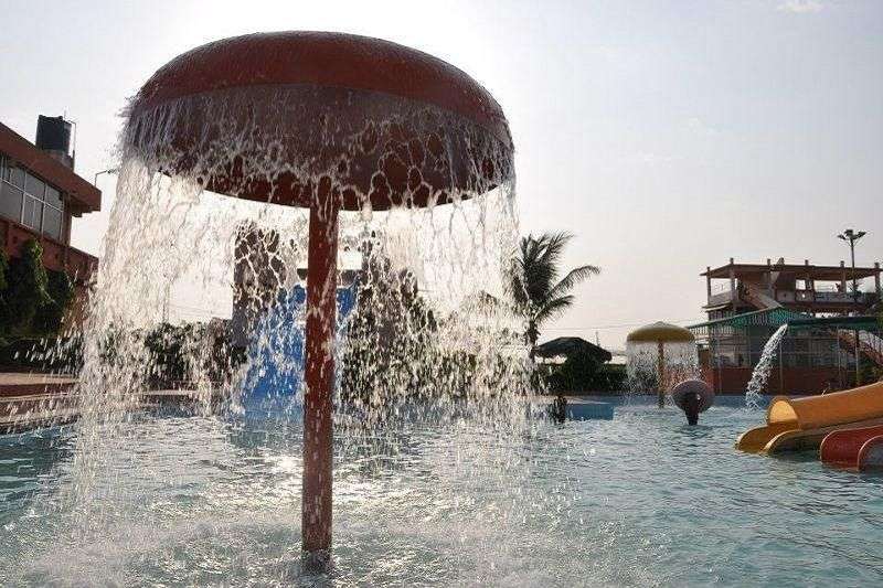 Splash through Rides at Sea World Water Park