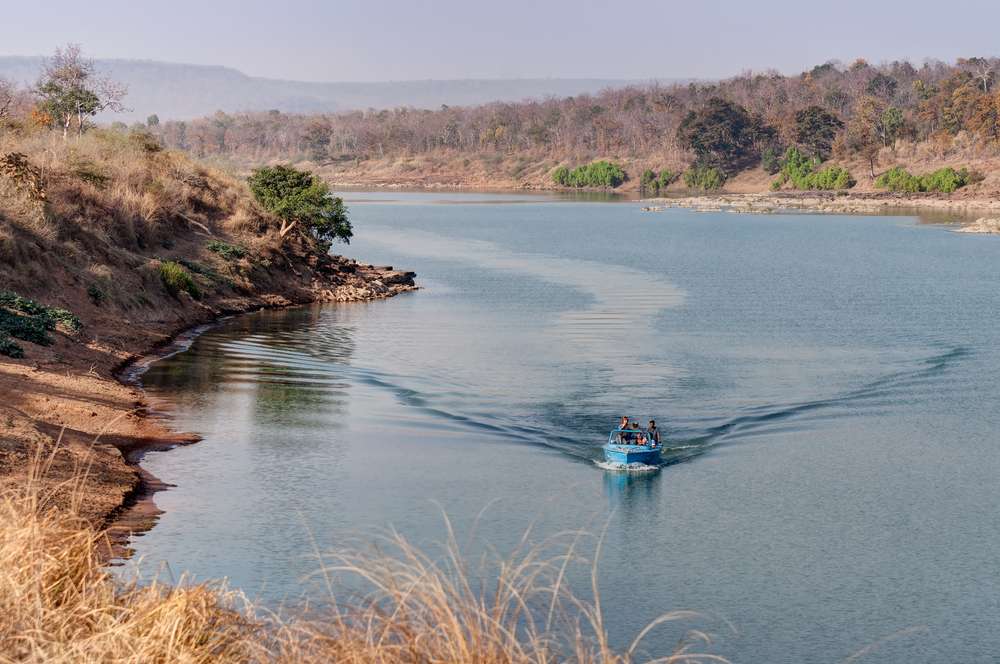 Boating in Ken River