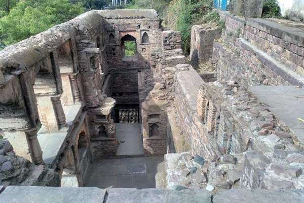 Rani Kamalapati Palace