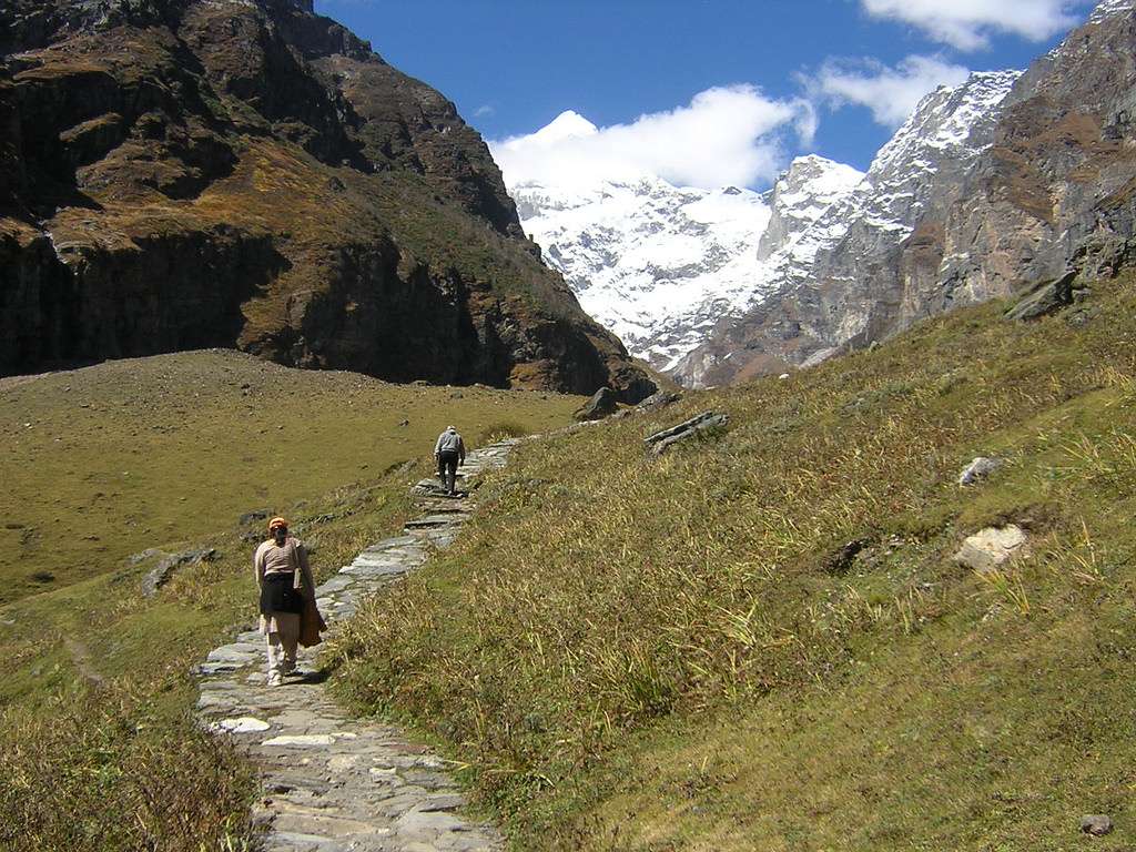 Neelkantha Base Camp Trek