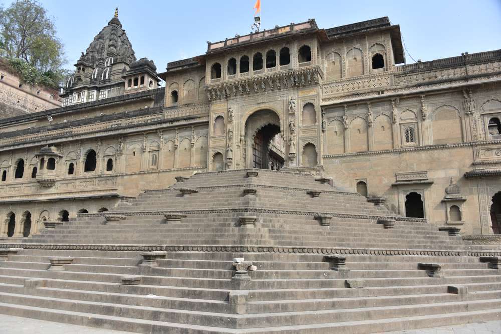 Maheshwar Fort