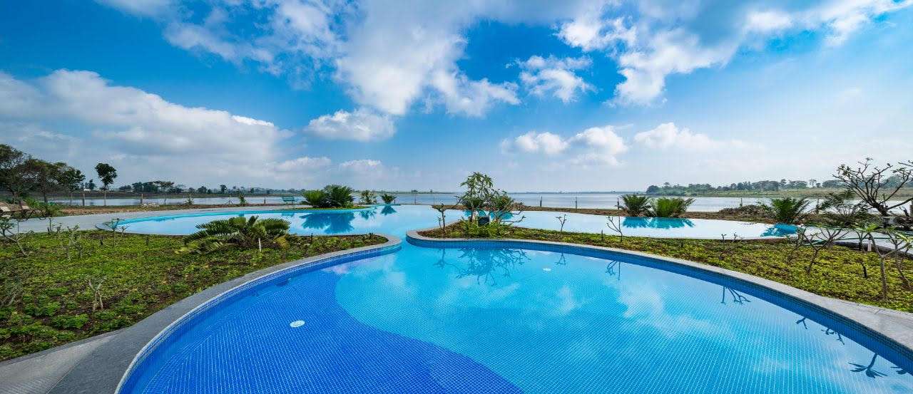 Discovery Village Resort