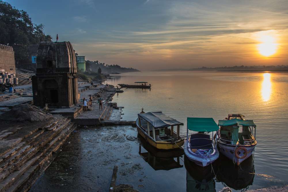 Indore to Maheshwar Road Trip