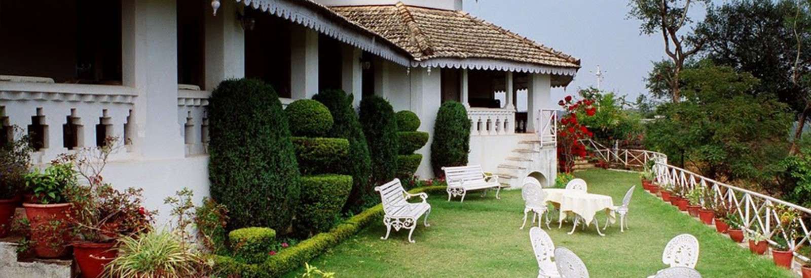 Rock End Manor, Pachmarhi