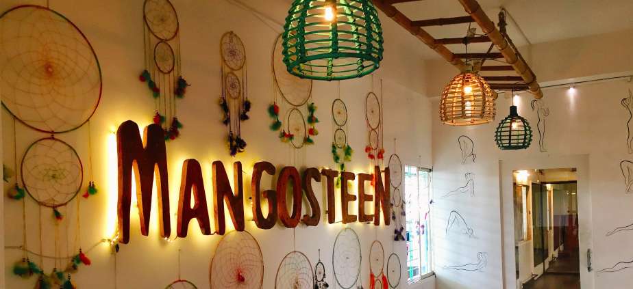 Have a coffee at Mangosteen Cafe