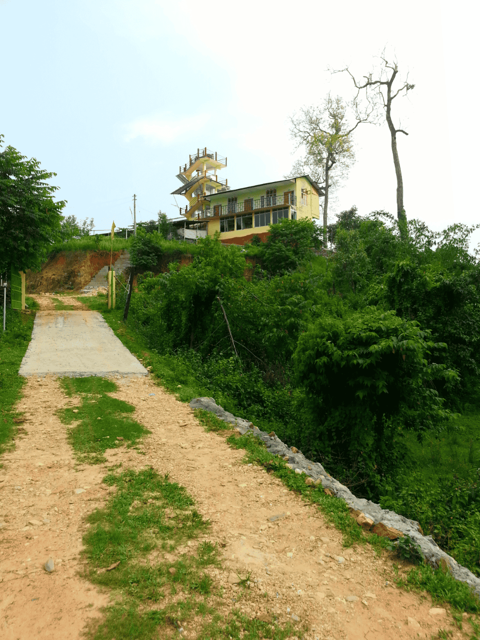 Hills and Lake Resort