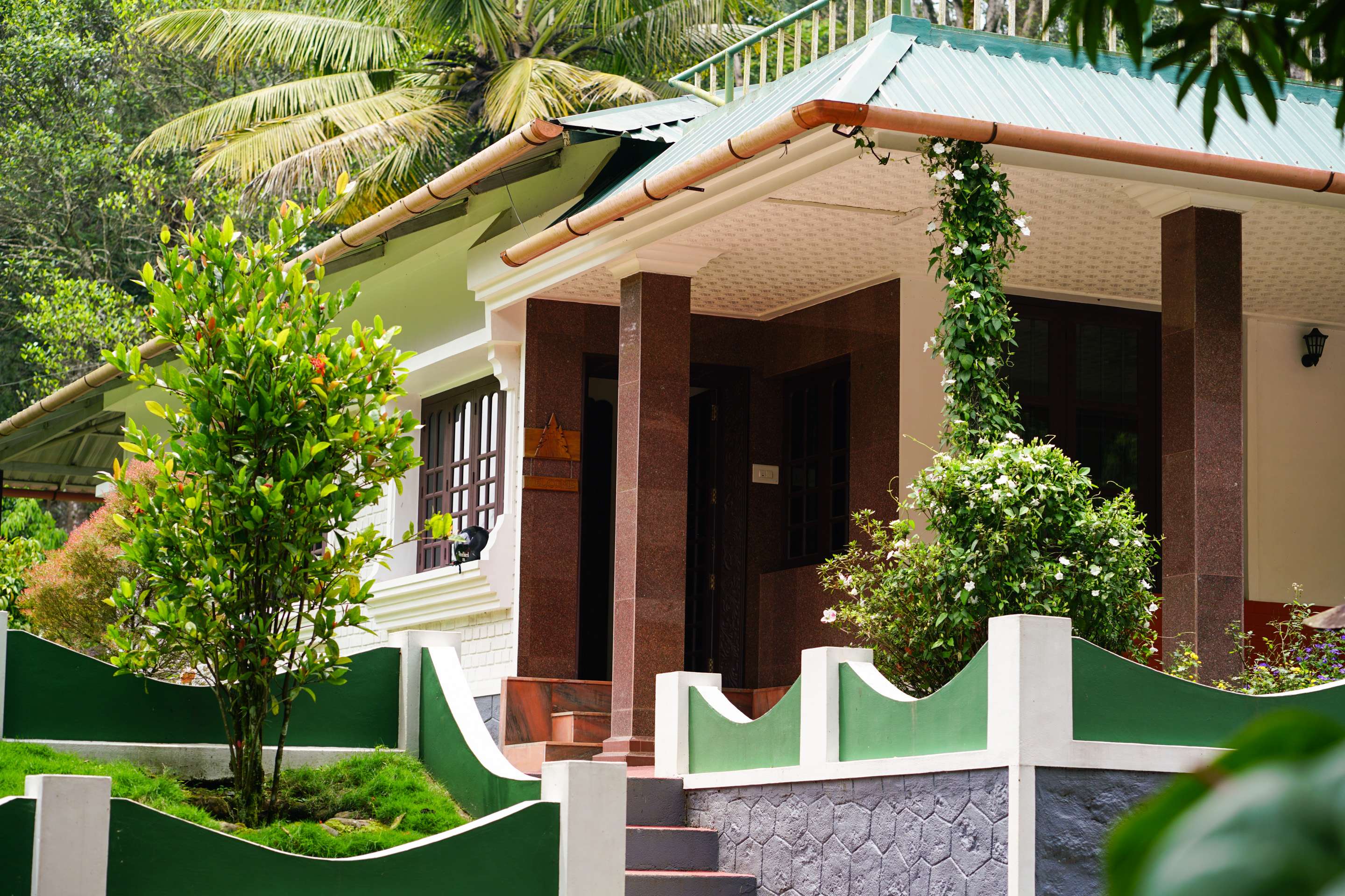 Baison Valley Groves