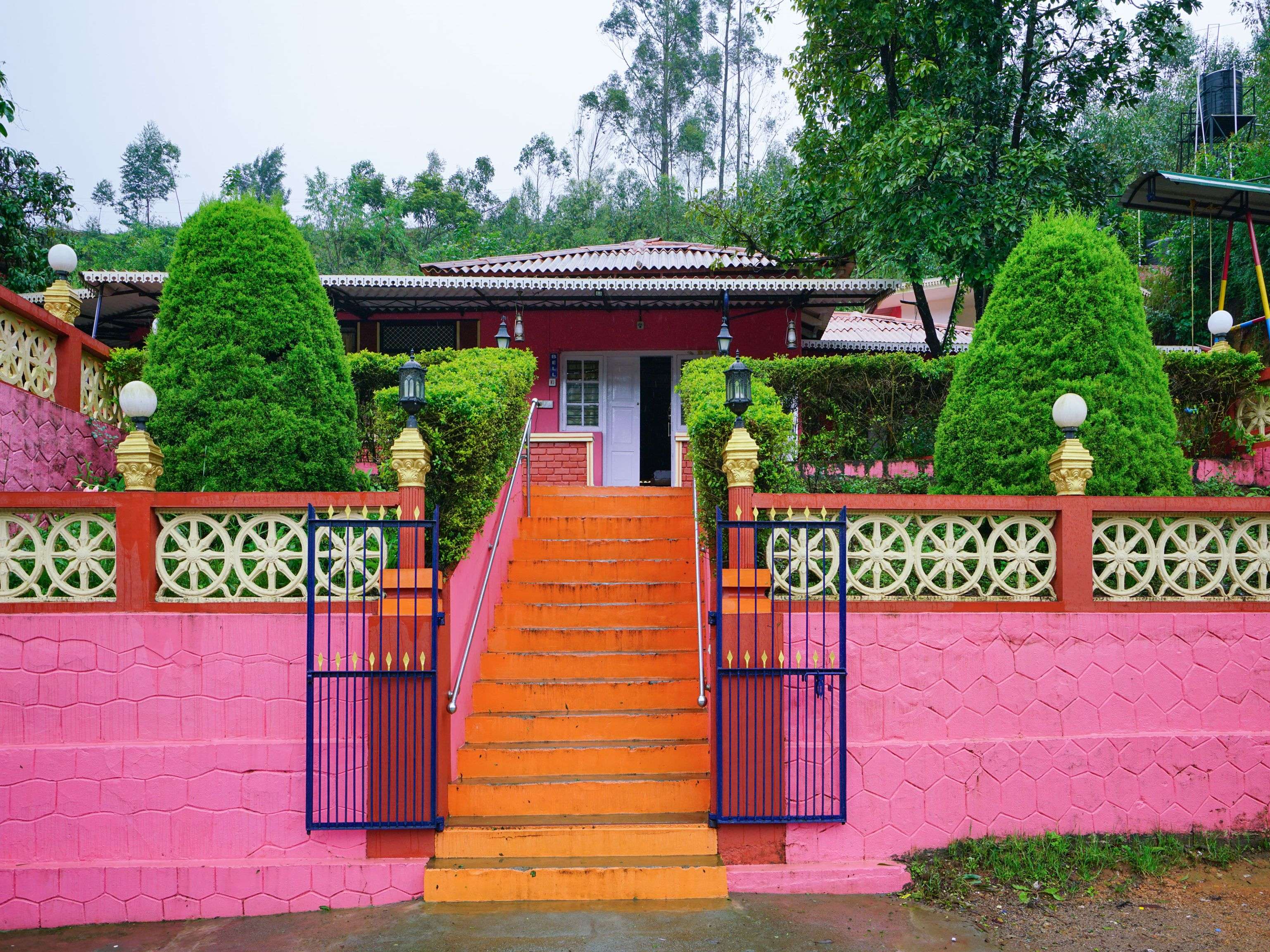 Exotic Cottage Silent Valley