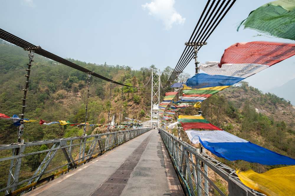 Cross the Singshore Bridge