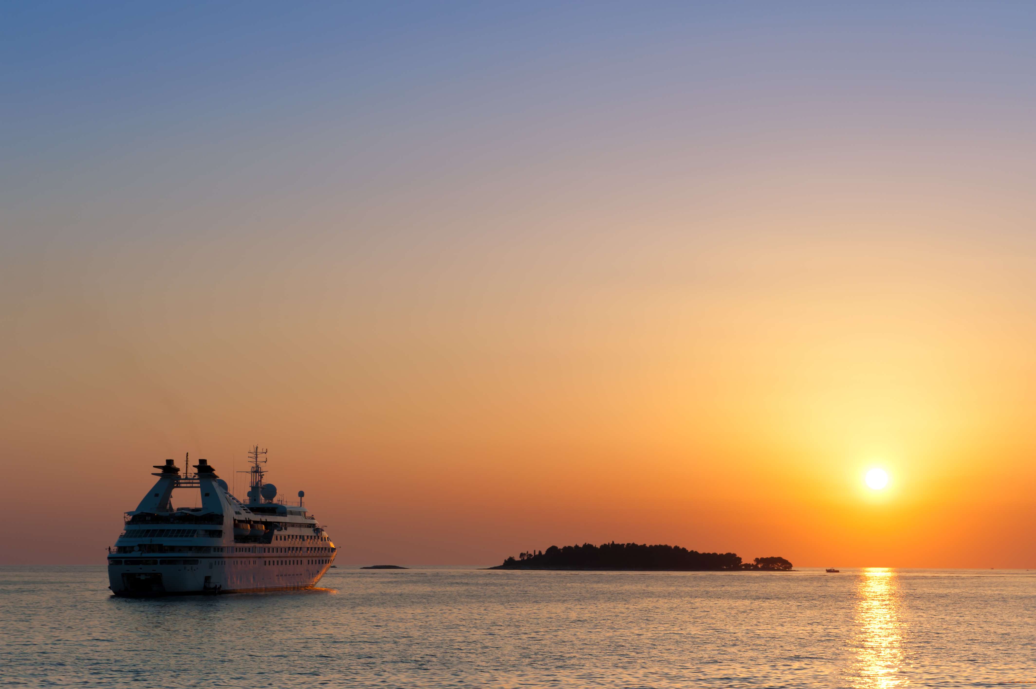 Krabi Sunset Cruise, Book @ 28% off & Get 1500 Cashback