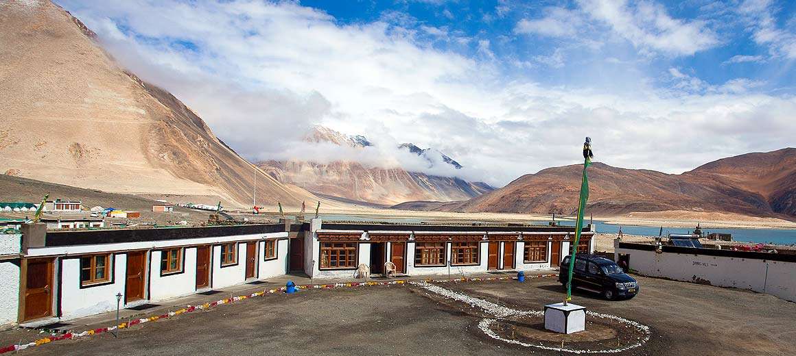 The Pangong Inn Hotel
