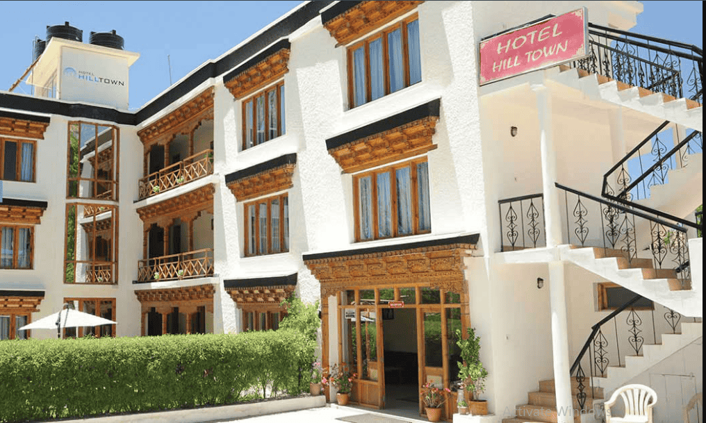 Hotel Hill Town