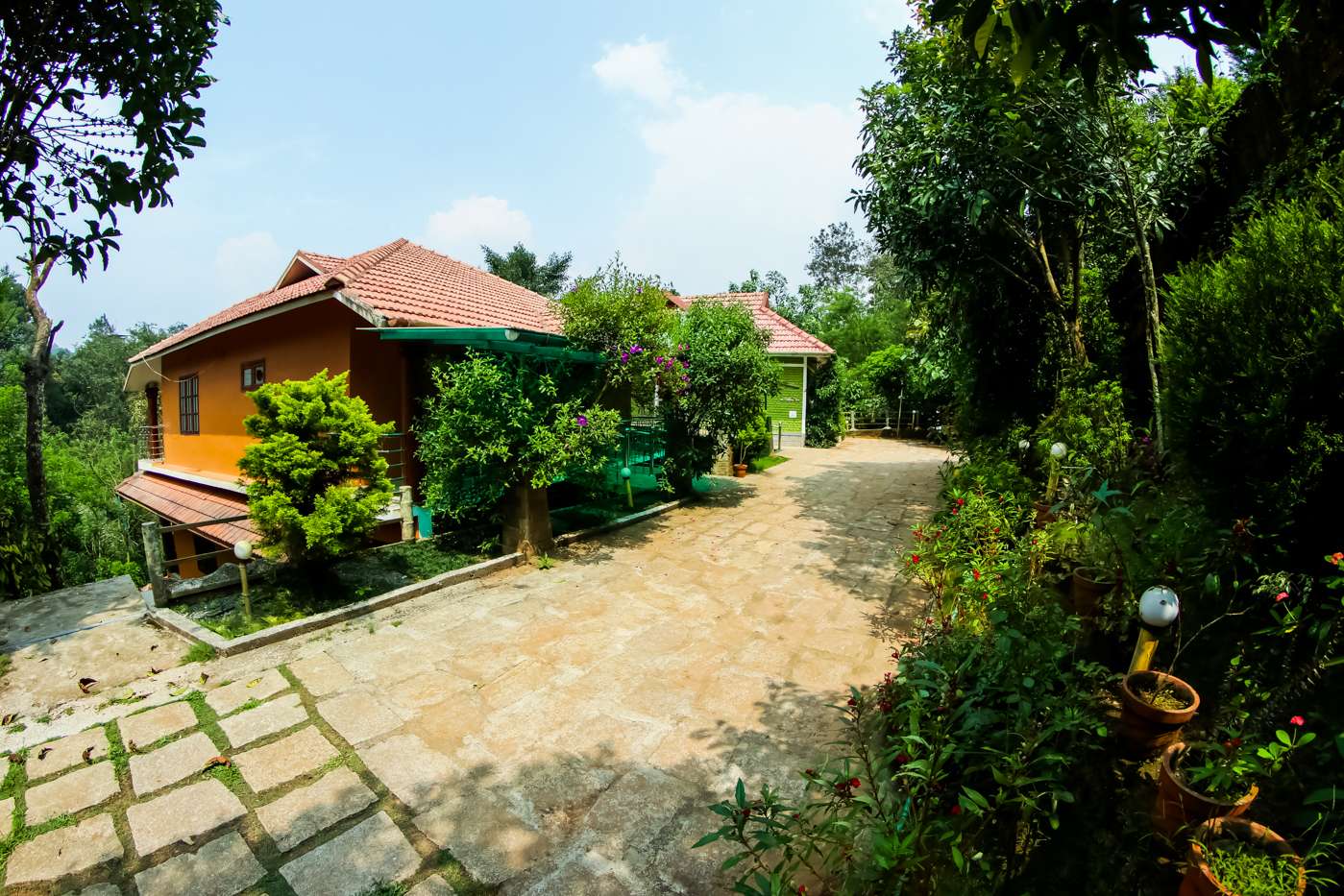 Homestay in Wayanad's Coffee Estates - Flat 15% Off