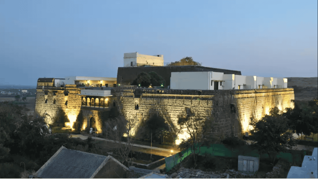 Day Out At Heritage Fort Hotel Flat 18% Off