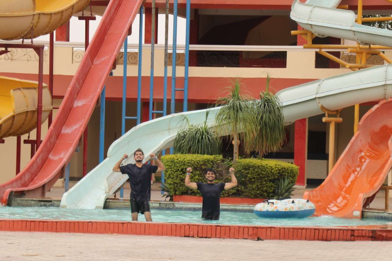 1545216176 img 20181030 wa0019