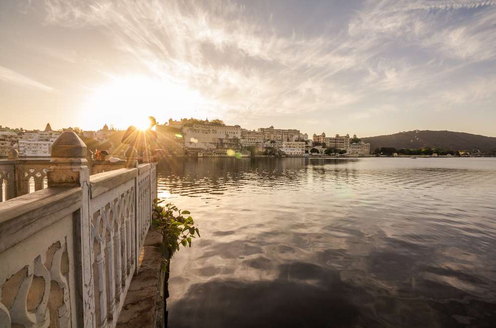 Udaipur Ghat Walk with Boat Ride Flat 15% off