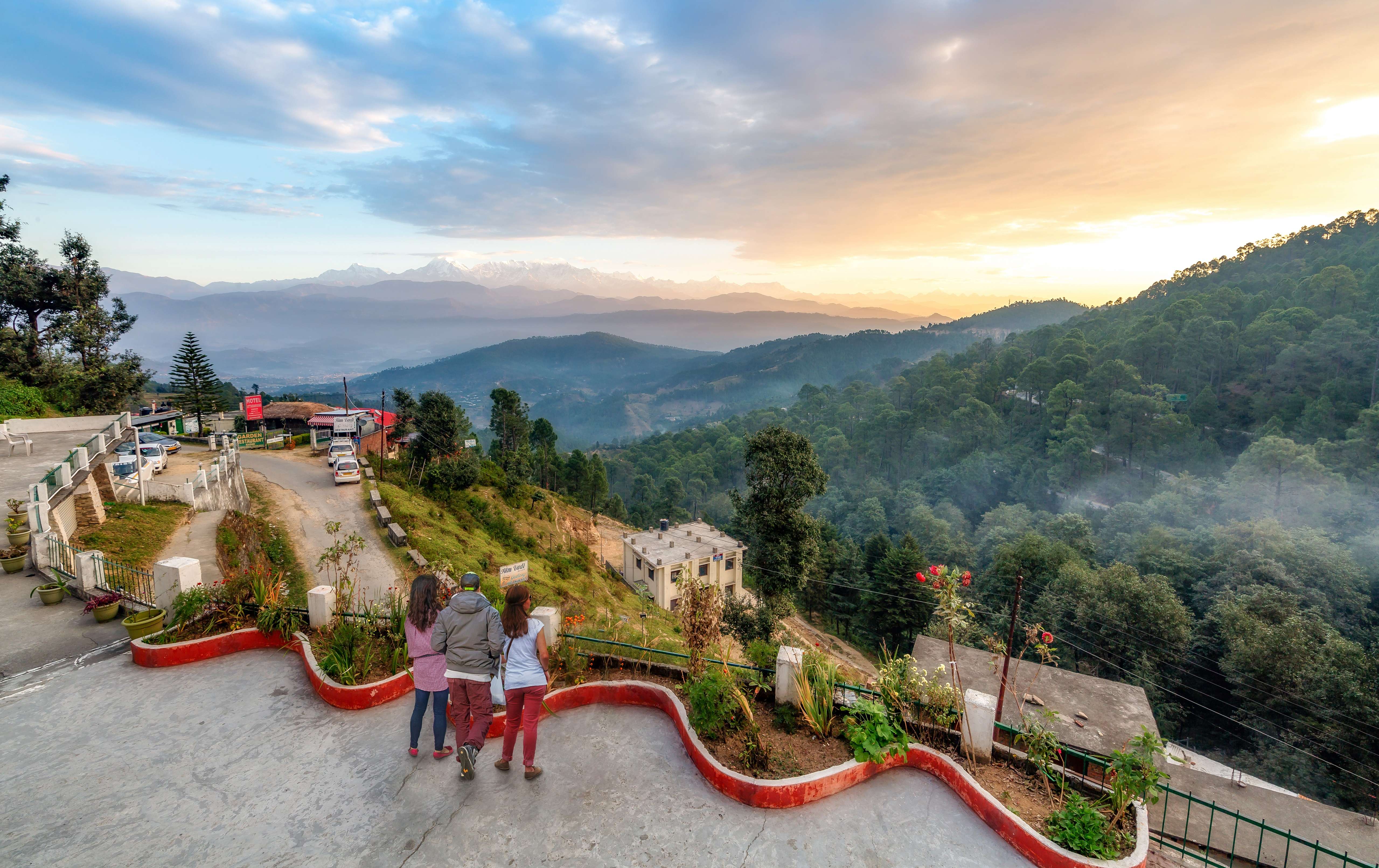 12 Places to Visit in Kausani, Tourist Places & Top Attractions