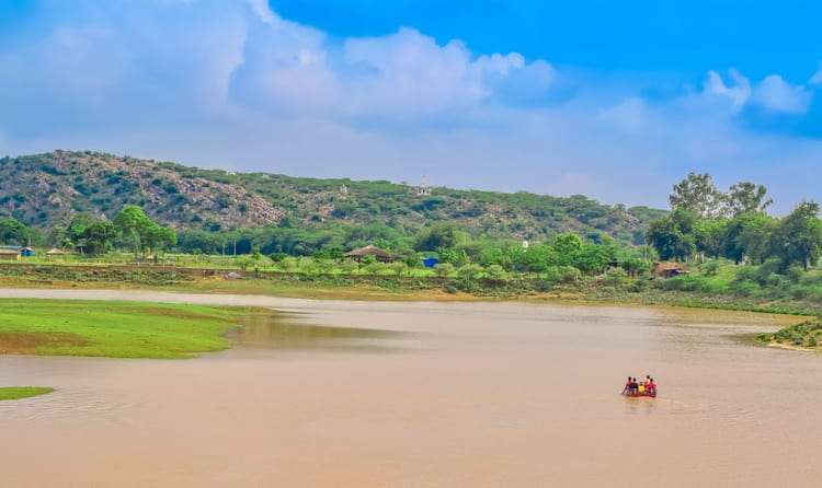 Delhi to Damdama Lake (50 km)