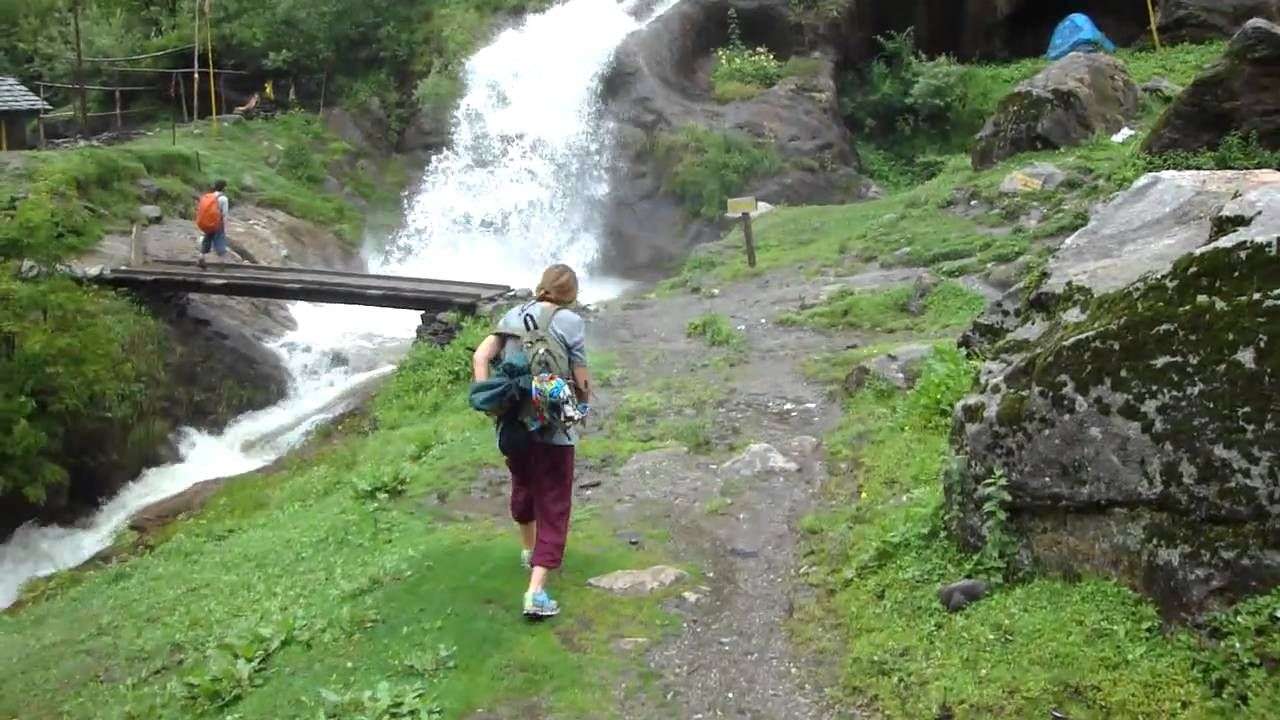 Trek to Kheerganga