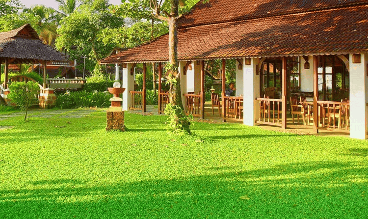 Punnamada Backwater Resort