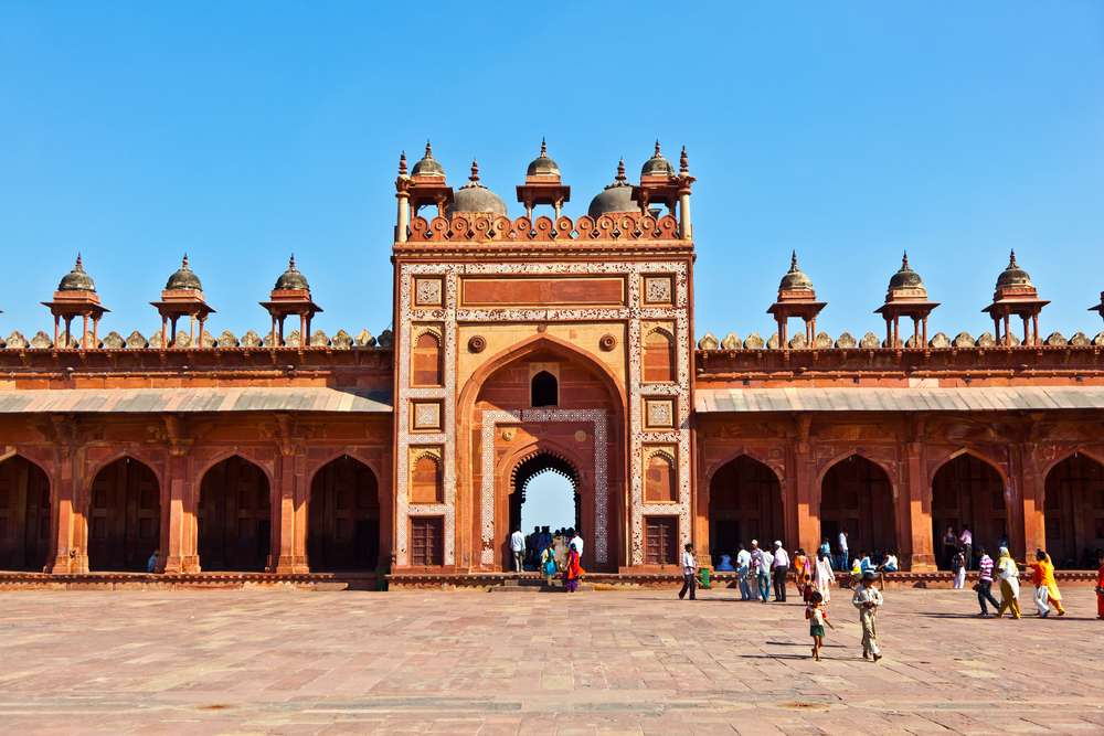 Delve In The Spirituality Of  Jama Masjid