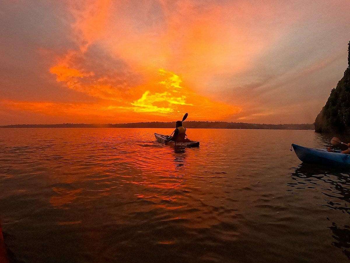 Enjoy Kayaking At Kappil Beach