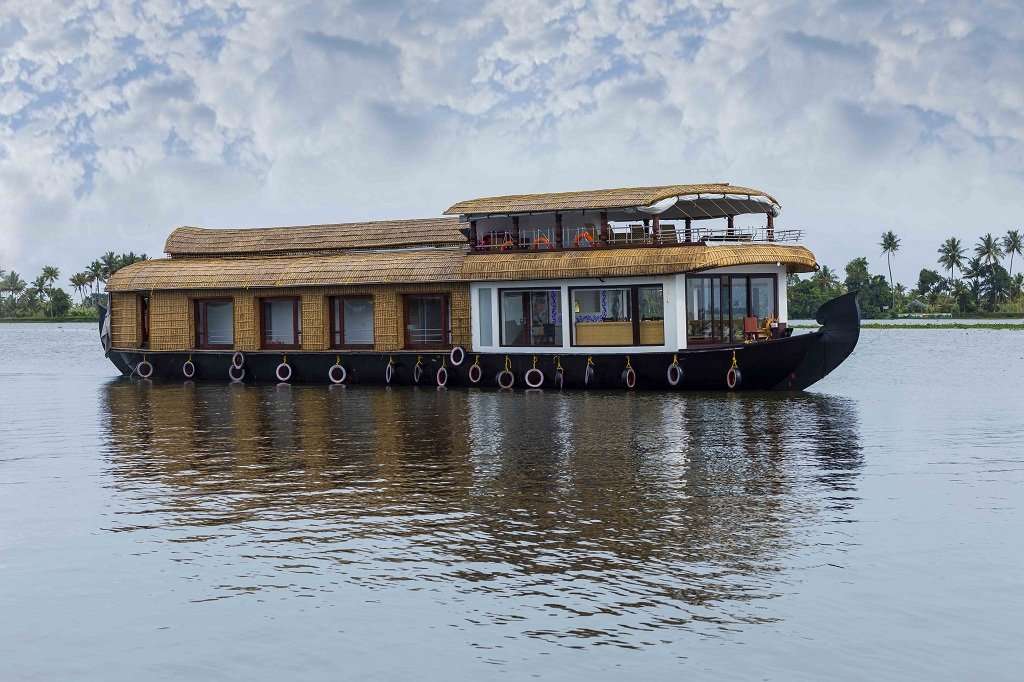 Lake View House Boats