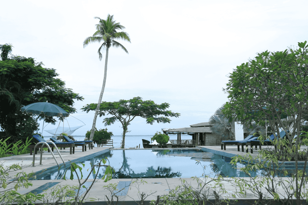 Deshadan Backwater Resort