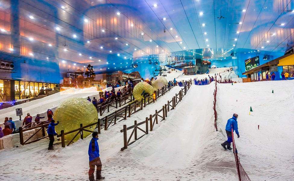 Enjoy Skiing at Ski Dubai