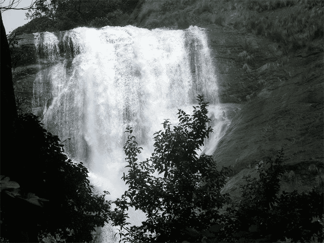 Mulamkuzhi Waterfalls