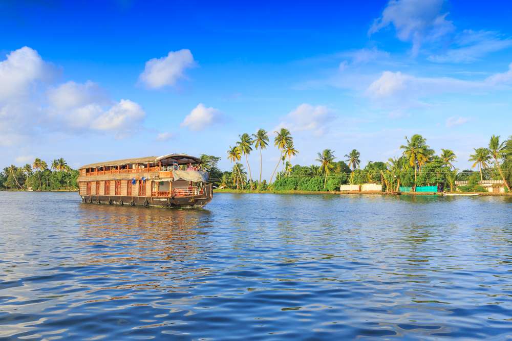 Palm Tree Houseboats