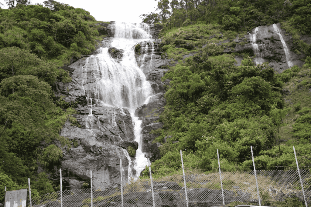 Chinnakanal Waterfalls