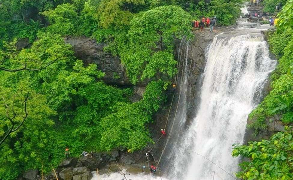 Bhivpuri Waterfalls (118 km from Pune)
