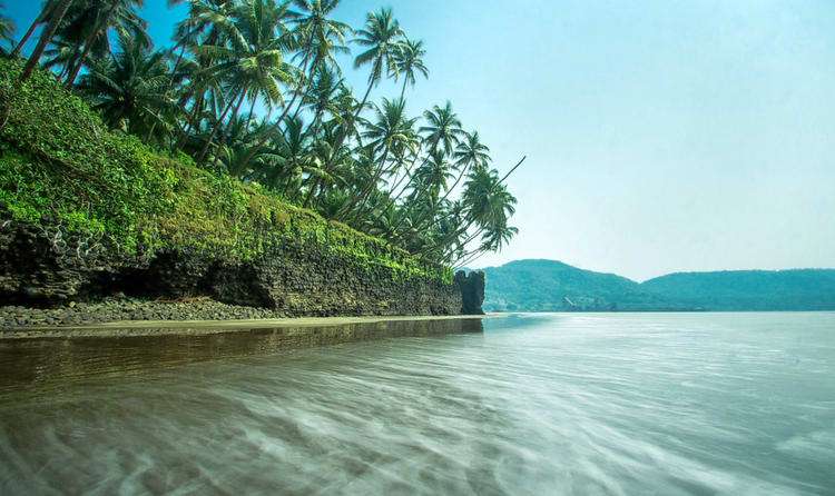 Alibaug (142 Km from Pune)