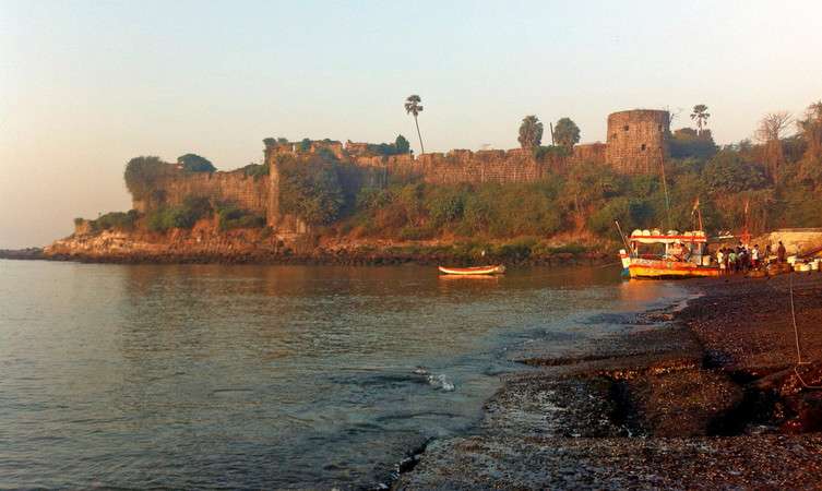 Madh And Marve Coast