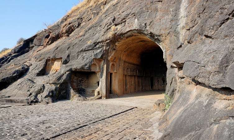 Bedse Caves