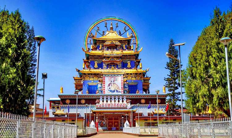 Namdroling Nyingmapa Monastery (Golden Temple)