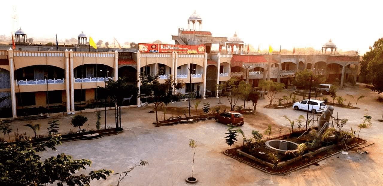 Rajmahal Khindsi Resort